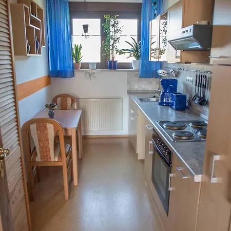 Sonja Mit Westbalkon Appartement Neualbenreuth